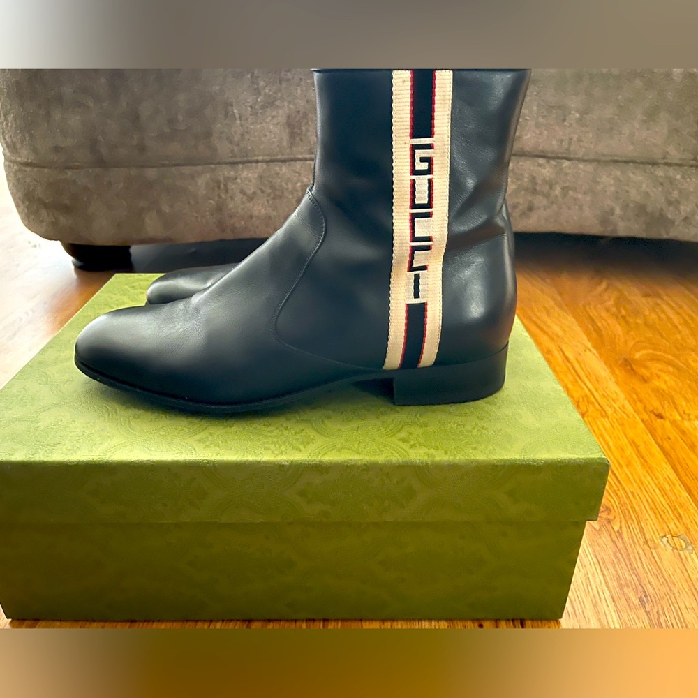 Gucci black Nero calf leather boots 8